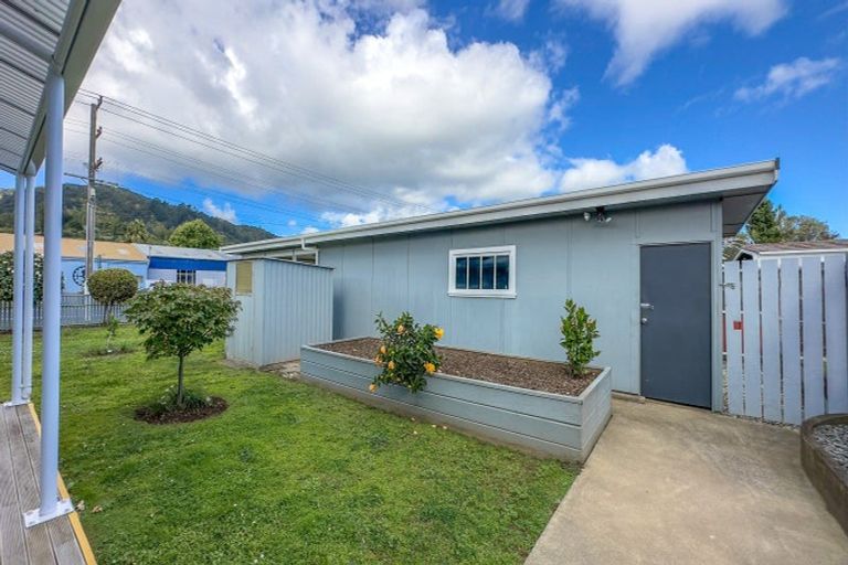 Photo of property in 633 Queen Sh25 Street, Thames, 3500