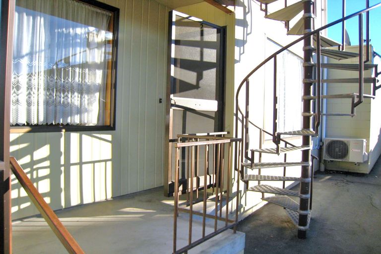 Photo of property in 3/2 Napier Street, Parkside, Timaru, 7910