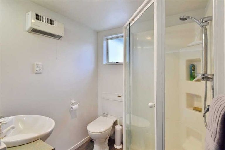 Photo of property in 116 Mccormacks Bay Road, Mount Pleasant, Christchurch, 8081