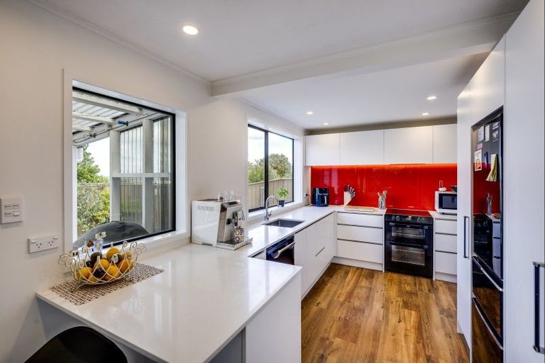 Photo of property in 38 Napier Terrace, Hospital Hill, Napier, 4110