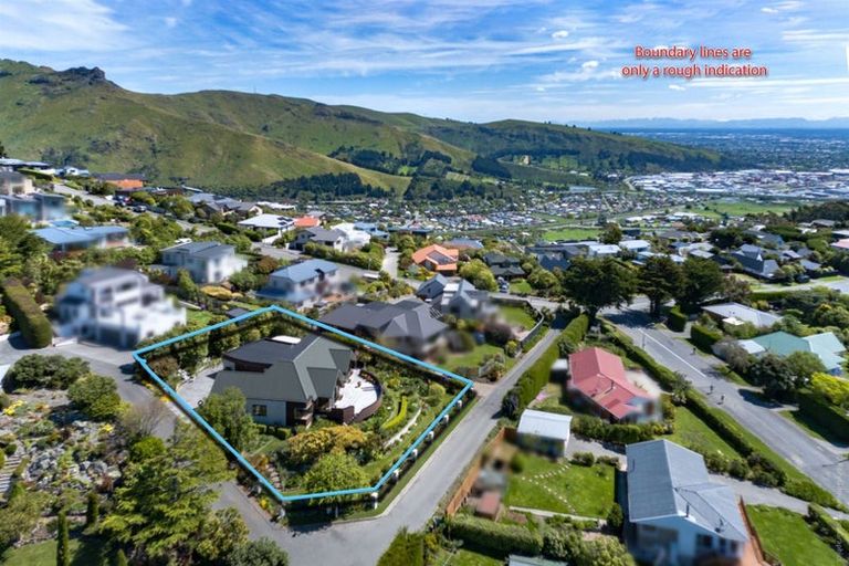 Photo of property in 6 Kaikoura View, Mount Pleasant, Christchurch, 8081
