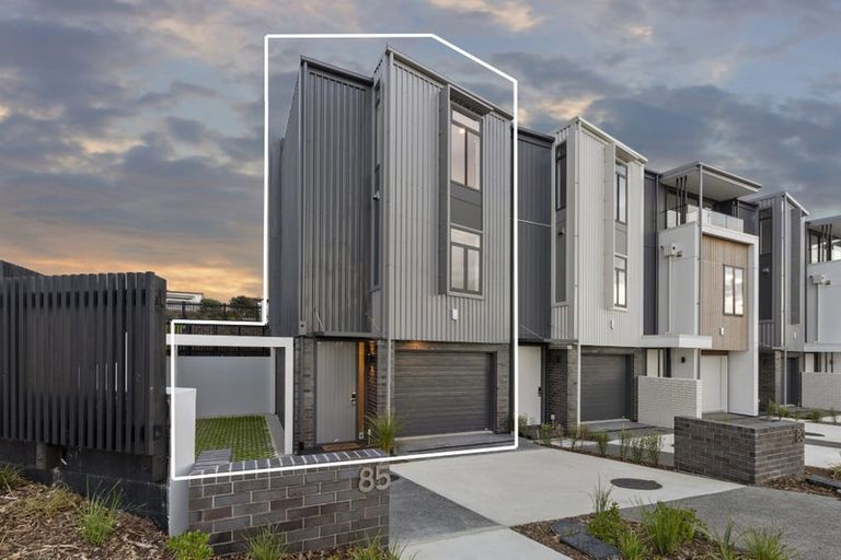 Photo of property in 85 Bearing Parade, Long Bay, Auckland, 0630