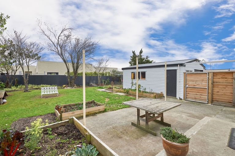 Photo of property in 7 Matamau Street, Palmerston North, 4414