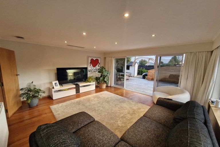 Photo of property in 12 Akatarawa Road, Brown Owl, Upper Hutt, 5018