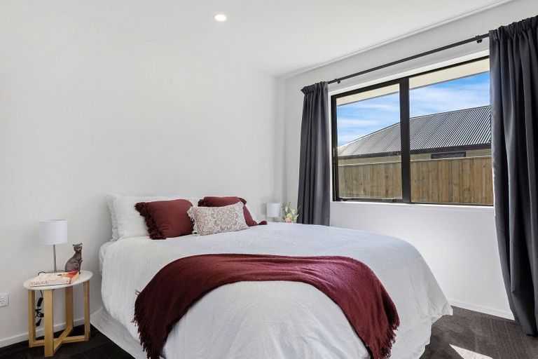 Photo of property in 27 Crossley Avenue, Woodend, 7610