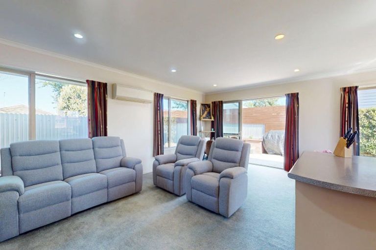 Photo of property in 6a Oxford Street, Hampstead, Ashburton, 7700
