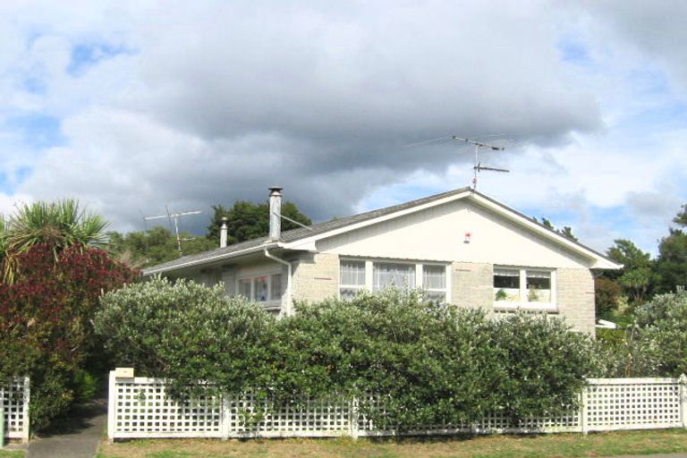 Photo of property in 1/86 Clouston Park Road, Clouston Park, Upper Hutt, 5018