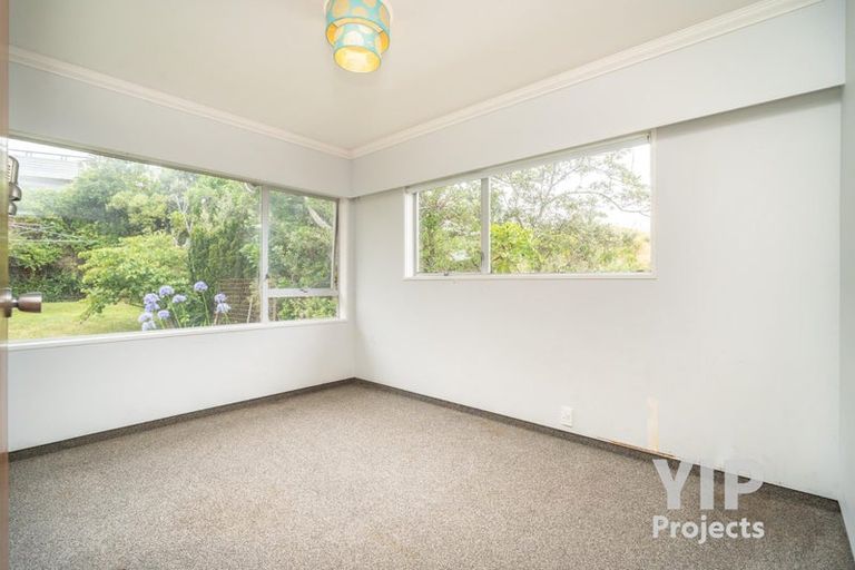Photo of property in 22 Tremewan Street, Tawa, Wellington, 5028