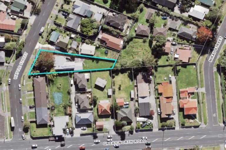 Photo of property in 3 Wattle Street, New Lynn, Auckland, 0600