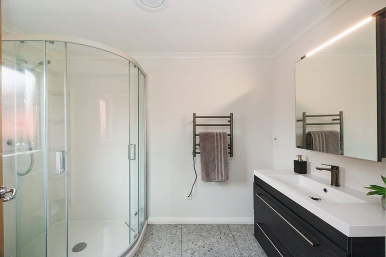 Photo of property in 230 Victoria Avenue, Hokowhitu, Palmerston North, 4410