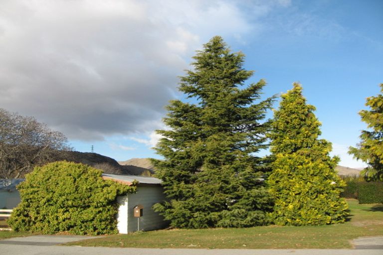 Photo of property in 16 Neplusultra Street, Cromwell, 9310