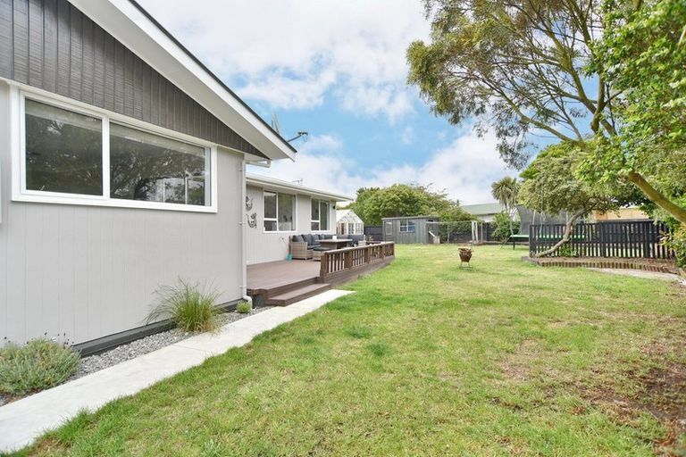 Photo of property in 19c Royal Park Drive, Parklands, Christchurch, 8083