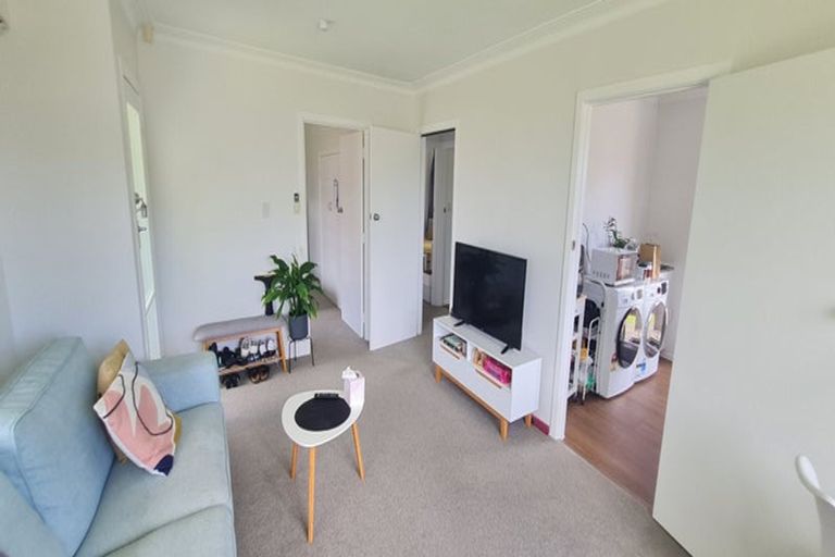 Photo of property in 1/4a Lomas Place, Manurewa, Auckland, 2102