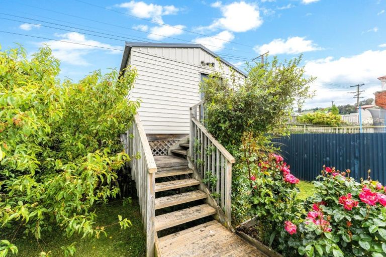 Photo of property in 25 Edwin Street, Caversham, Dunedin, 9012