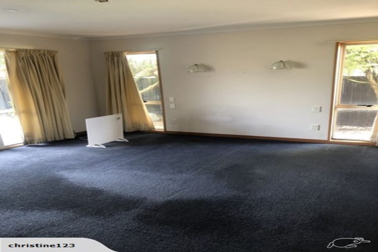 Photo of property in 27 Aston Drive, Waimairi Beach, Christchurch, 8083