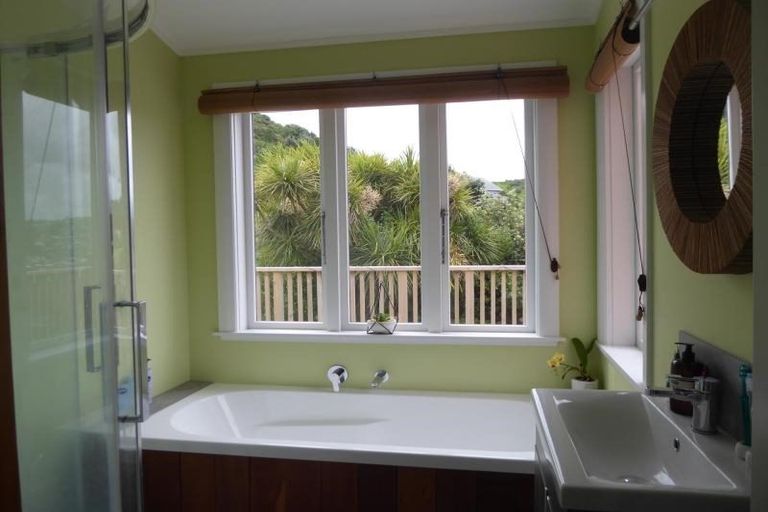 Photo of property in 50 High Street, Island Bay, Wellington, 6023