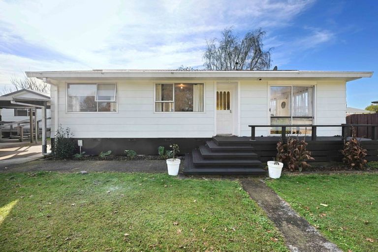Photo of property in 392 Kahikatea Drive, Dinsdale, Hamilton, 3204