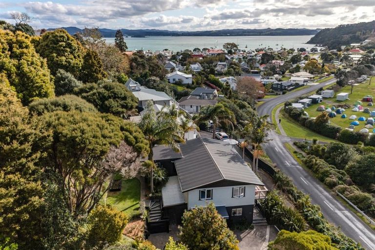 Photo of property in 13 Long Beach Road, Russell, 0202