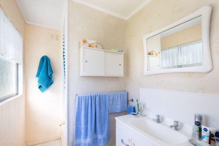 Photo of property in 21 Bayly Road, Moturoa, New Plymouth, 4310