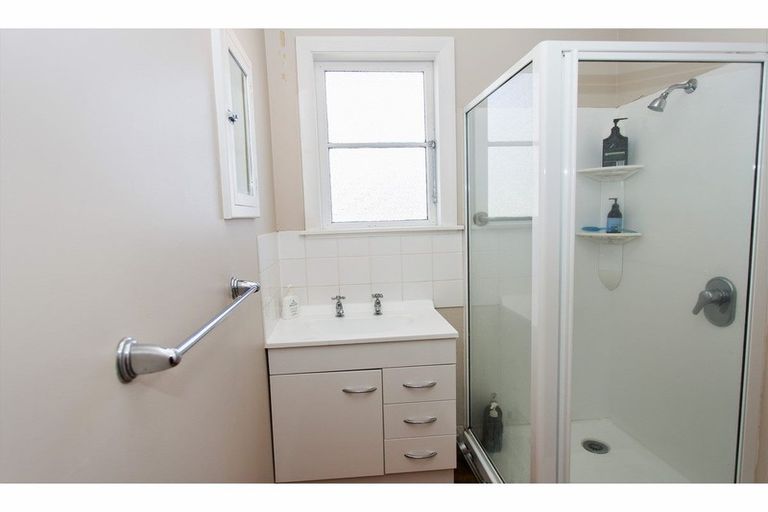 Photo of property in 338 Riverlaw Terrace, Saint Martins, Christchurch, 8022