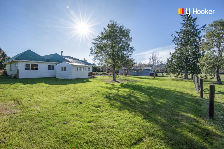 Photo of property in 18 Rutherford Road, Mosgiel, 9092