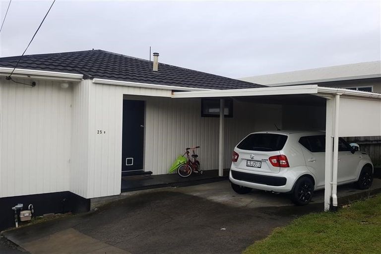 Photo of property in 25b Hamblyn Street, Strandon, New Plymouth, 4312