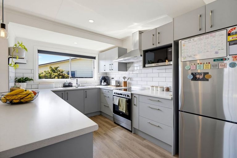 Photo of property in 22 Browning Street, Leamington, Cambridge, 3432