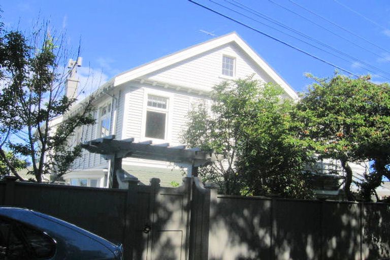 Photo of property in 15 Rawhiti Terrace, Kelburn, Wellington, 6012