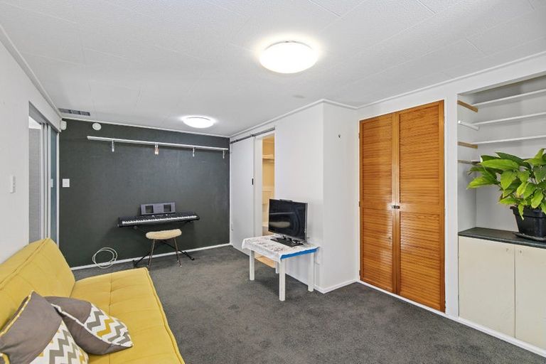 Photo of property in 140 Hill Road, Belmont, Lower Hutt, 5010