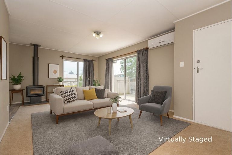 Photo of property in 40 Geraldine Crescent, Cloverlea, Palmerston North, 4412