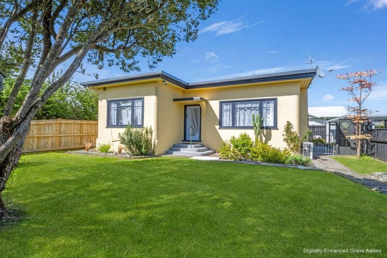 Photo of property in 36 Wilton Street, Levin, 5510