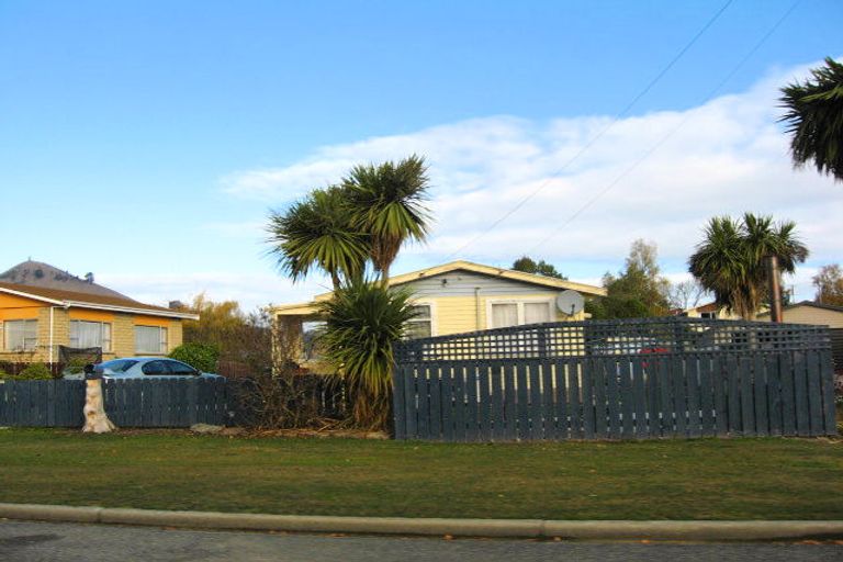Photo of property in 14 Burraness Street, Palmerston, 9430
