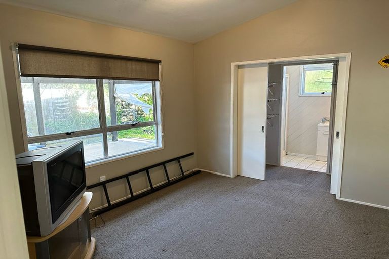 Photo of property in 19 Takahe Street, Tikipunga, Whangarei, 0112
