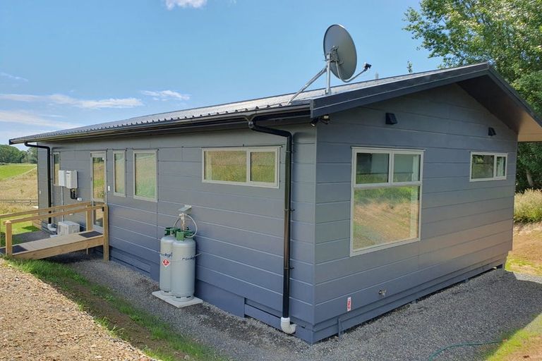 Photo of property in 113 Muhunoa Road West, Ohau, Levin, 5570