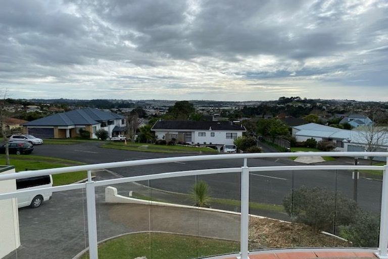 Photo of property in 36 Bronzewing Terrace, Unsworth Heights, Auckland, 0632