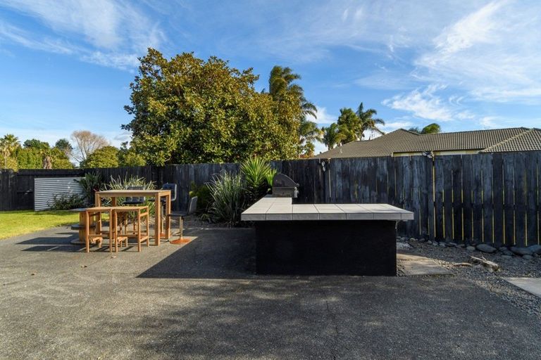 Photo of property in 174 Gravatt Road, Papamoa Beach, Papamoa, 3118