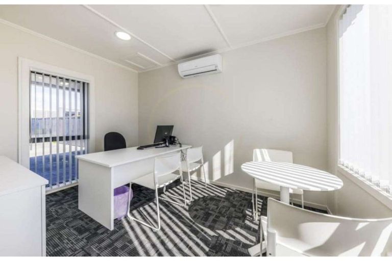 Photo of property in 6/220 Great South Road, Takanini, 2112