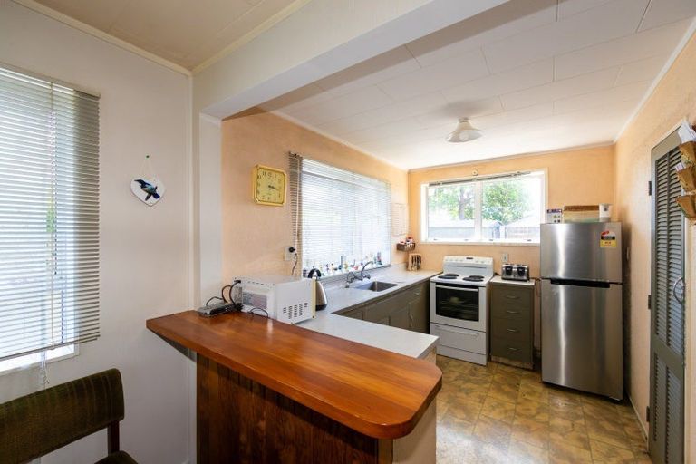 Photo of property in 2b Lorne Place, Flaxmere, Hastings, 4120