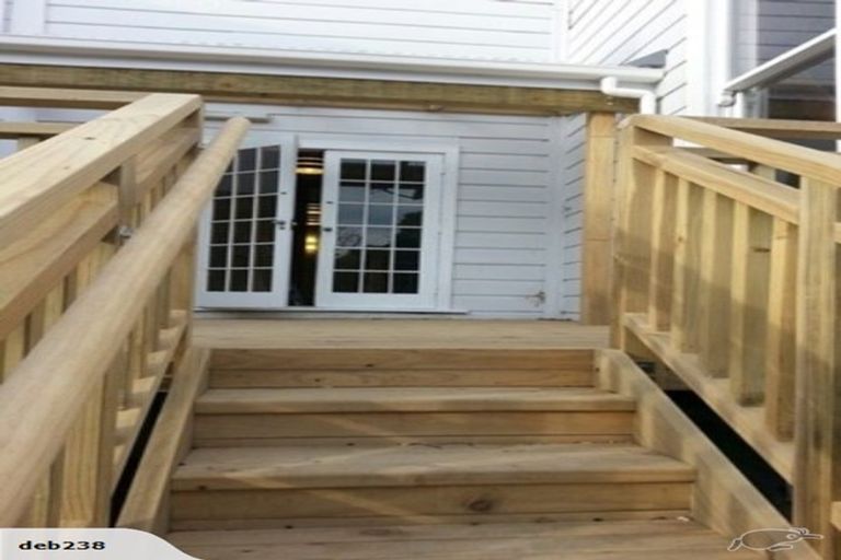 Photo of property in 136a Coromandel Street, Newtown, Wellington, 6021