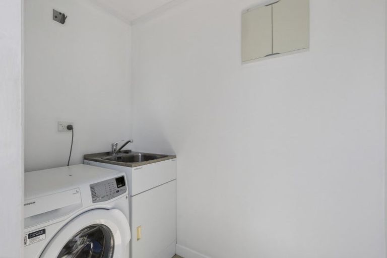 Photo of property in 281 Tukapa Street, Hurdon, New Plymouth, 4310