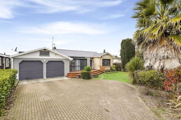 Photo of property in 335 Cambridge Road, Hillcrest, Hamilton, 3216