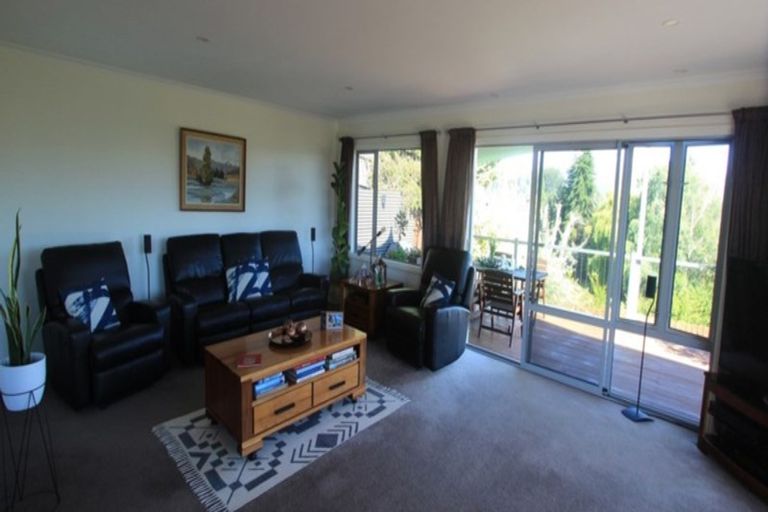 Photo of property in 22a Sutherland Road, Omarama, 9412