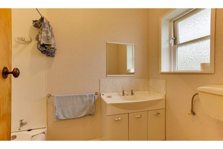 Photo of property in 5 Angland Avenue, Kensington, Timaru, 7910