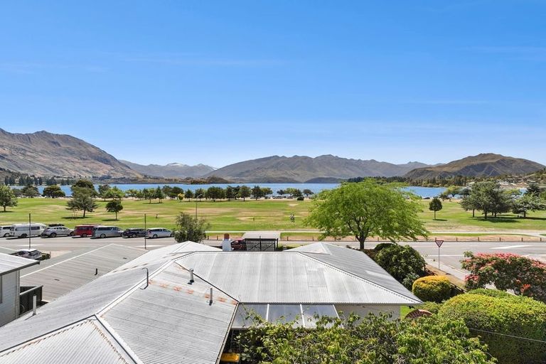 Photo of property in 120 Brownston Street, Wanaka, 9305