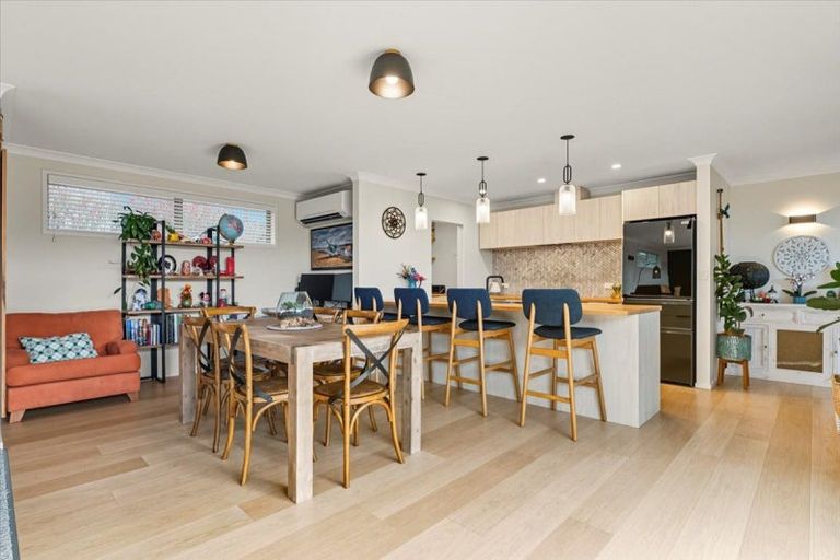 Photo of property in 8 Mortlake Heights, Pyes Pa, Tauranga, 3112