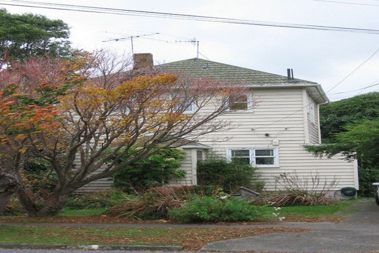 Photo of property in 55 Molesworth Street, Taita, Lower Hutt, 5011