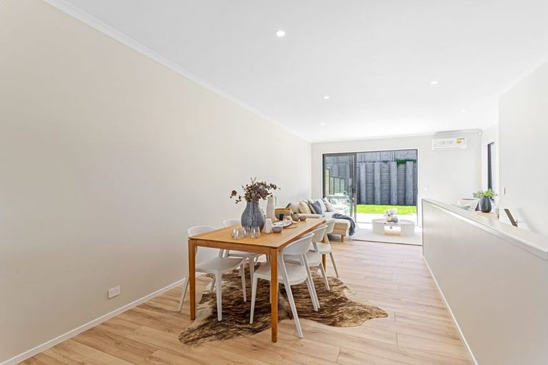 Photo of property in 31 Roundel Crescent, Whenuapai, Auckland, 0618