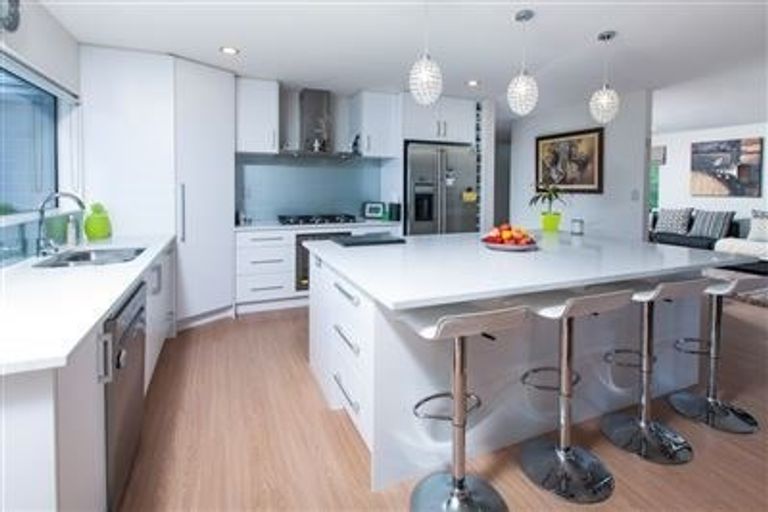 Photo of property in 95 Glenvar Road, Torbay, Auckland, 0630