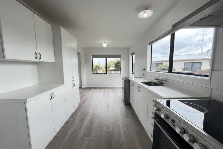 Photo of property in 7 Bartholomew Drive, Nawton, Hamilton, 3200