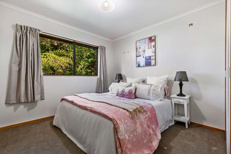 Photo of property in 21a Western Road, Laingholm, Auckland, 0604